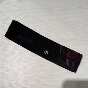Lululemon Athletica Black and Purple Headband
